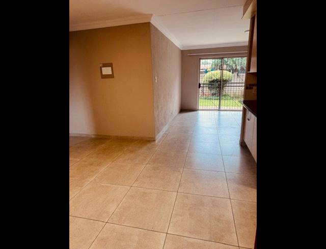 3 BEDROOM TOWNHOUSE FOR SALE IN MONTANA